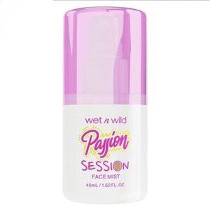 Wet n Wild Passion Session Face Mist Limited Edition 45mL/1.52 fl oz